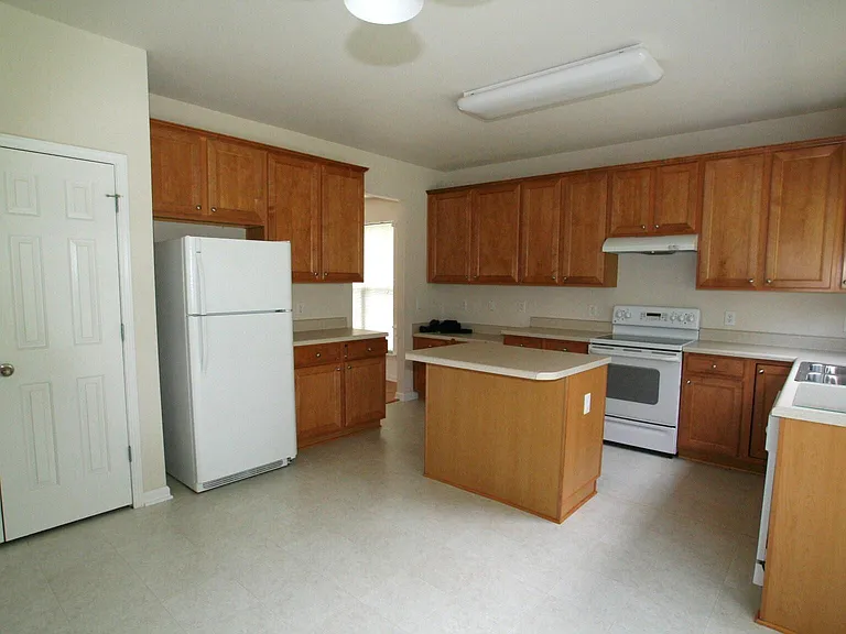5324 Shaker Heights Ln — Photo 4
