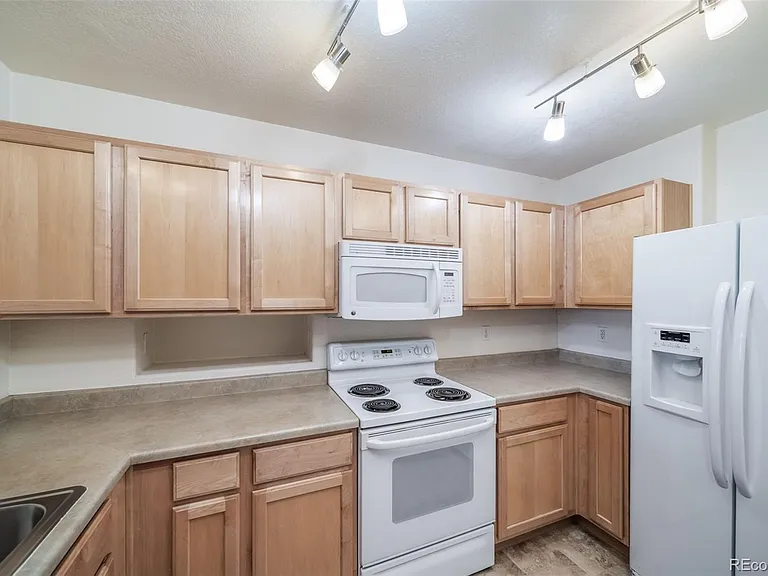 1540 S Florence Way #513 — Photo 12