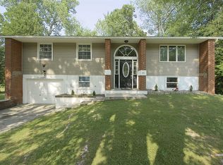 21 Vincent Rd, Poughkeepsie, NY 12603