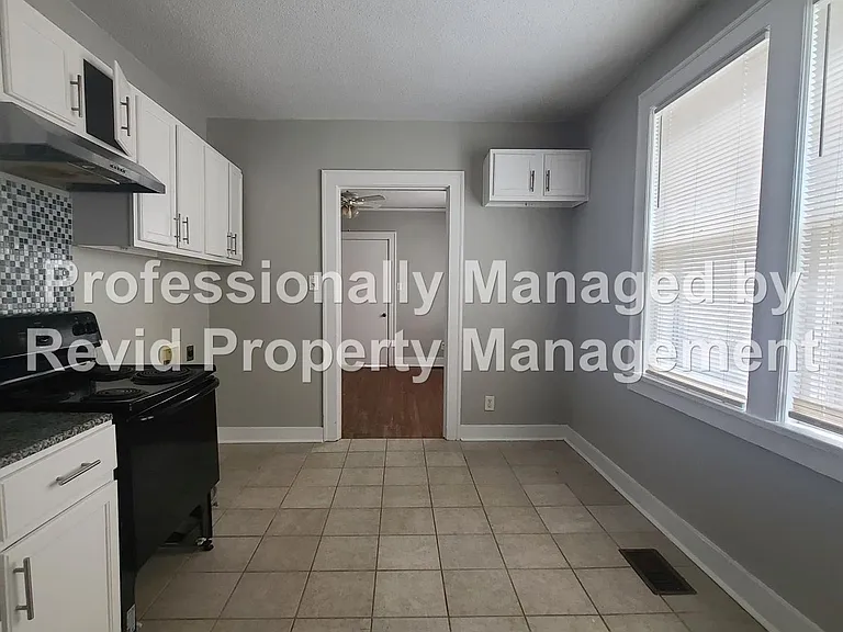 800 Maury St #2 — Photo 11
