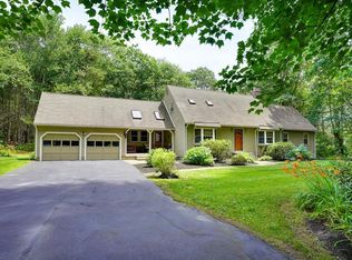 14 Saint Marys Dr, Westford, MA 01886