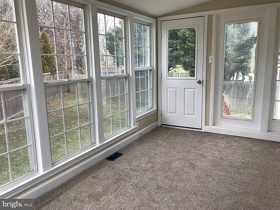 5th image of 1480 Eden Dr