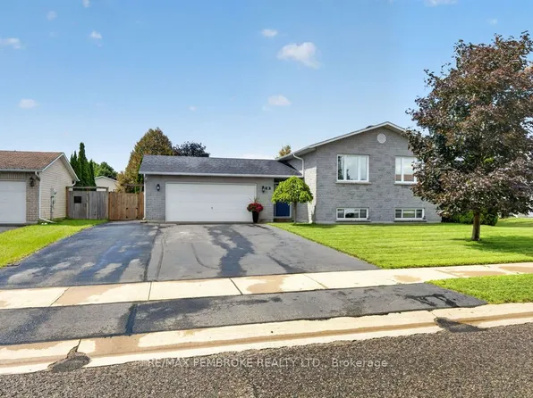 3 Winfield St, Petawawa, ON K8H 0A1