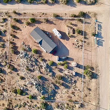 2nd image of 62249 Jeraboa Rd