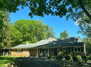 1350 W Kathmar Dr, Jackson, MI 49203