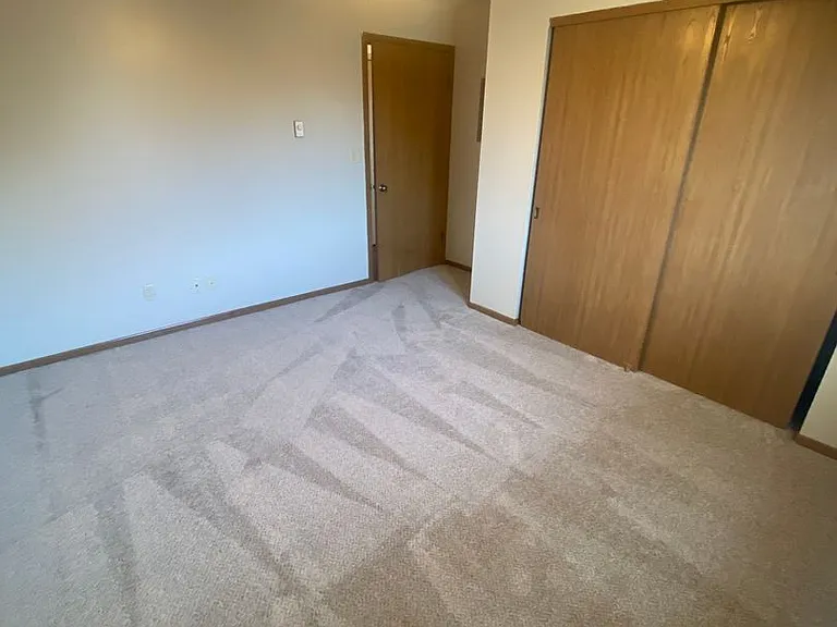 W201N16633 Hemlock St #3 — Photo 13