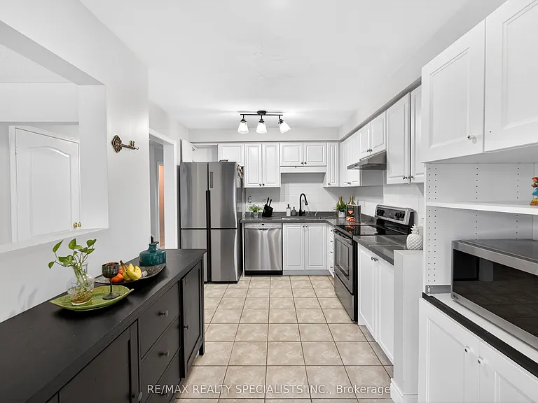 2067 Golden Orchard Trl — Photo 18