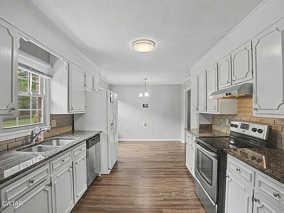 5th image of 57 Deerfield Cv
