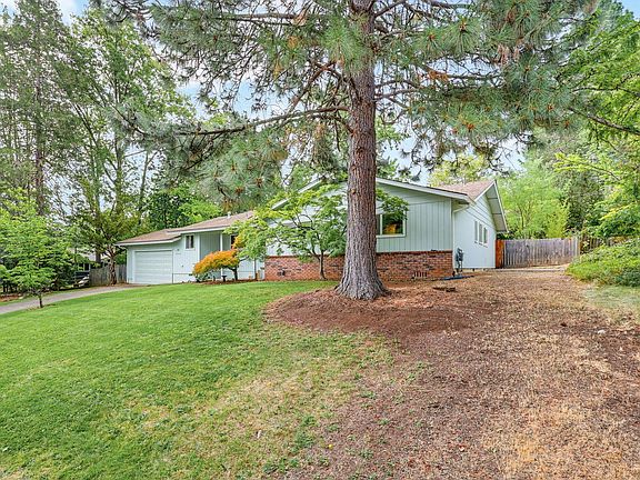 5th image of 2354 Green Meadows Way