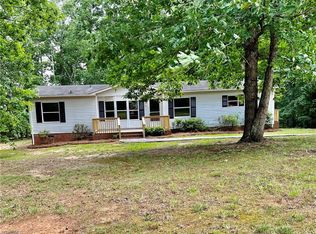 161 Noel Rd, Mayodan, NC 27048