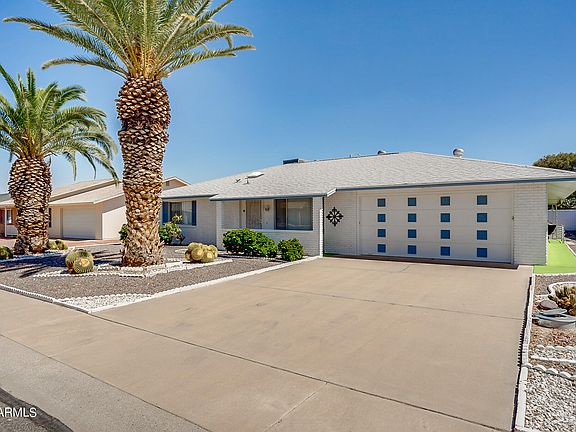 3rd image of 10327 W CAROB Drive