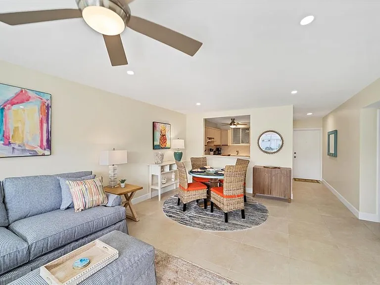 500 S Washington Dr #18B — Photo 12