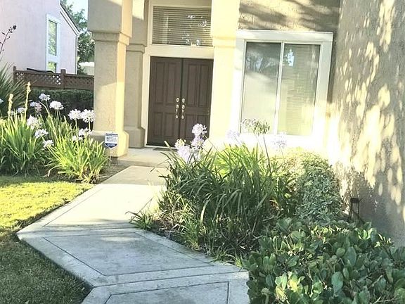 3rd image of 30564 Meridien Cir
