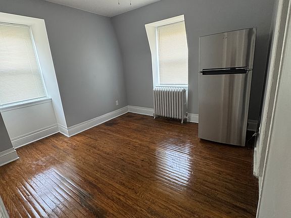 3rd image of 907 S 49th St Floor 3