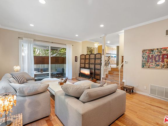 3rd image of 1226 Franklin St APT 1
