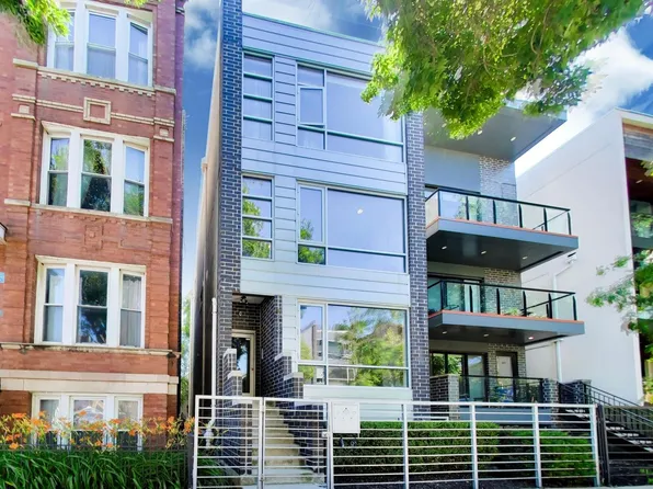 879 N Marshfield Ave #2, Chicago, IL 60622
