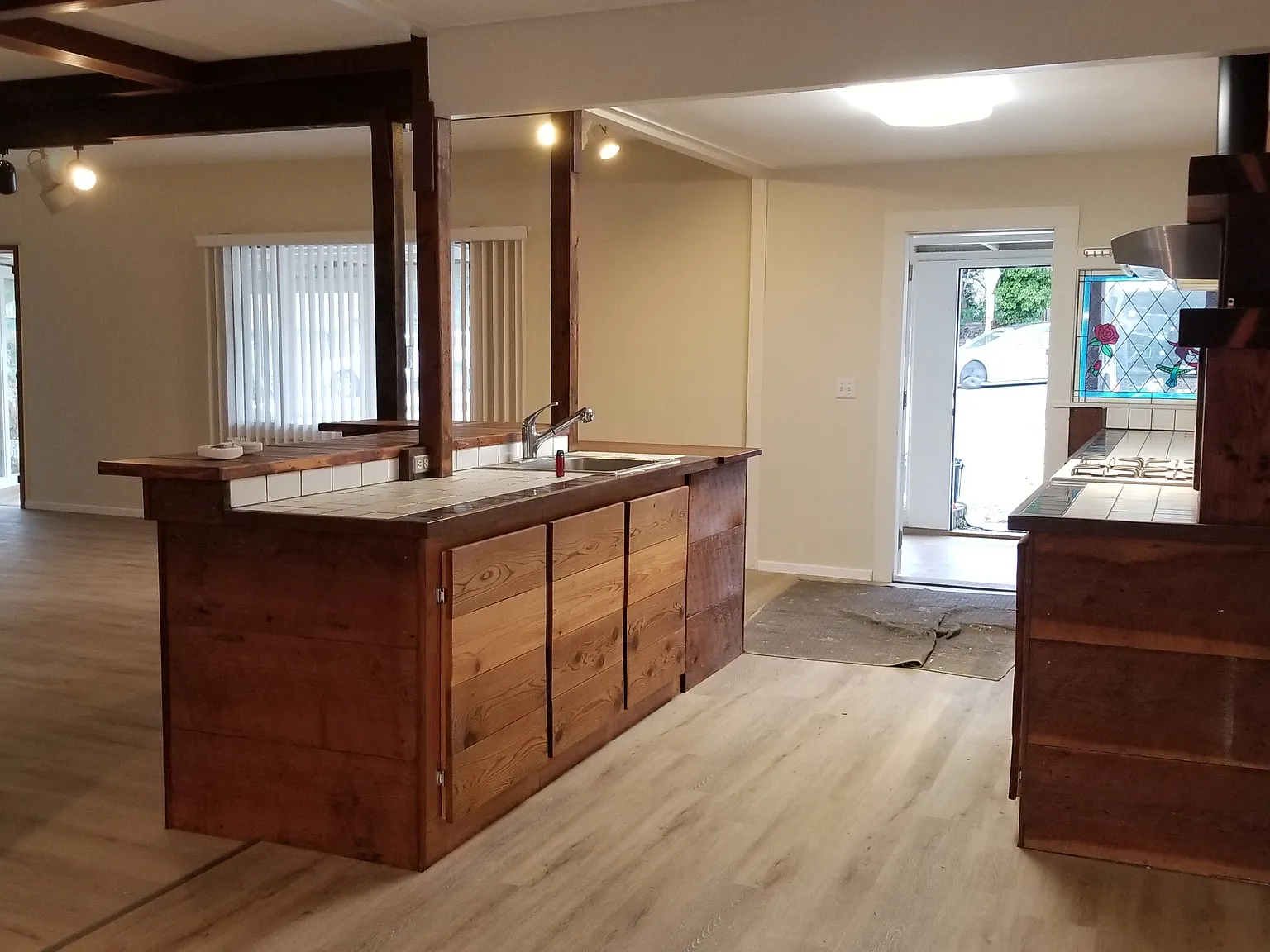 2 bed, 1384 sqft, $3,500 — Photo 3