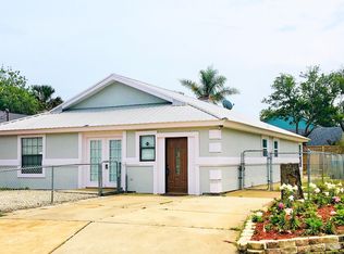 686 Upper 8th Ave S, Jacksonville Beach, FL 32250