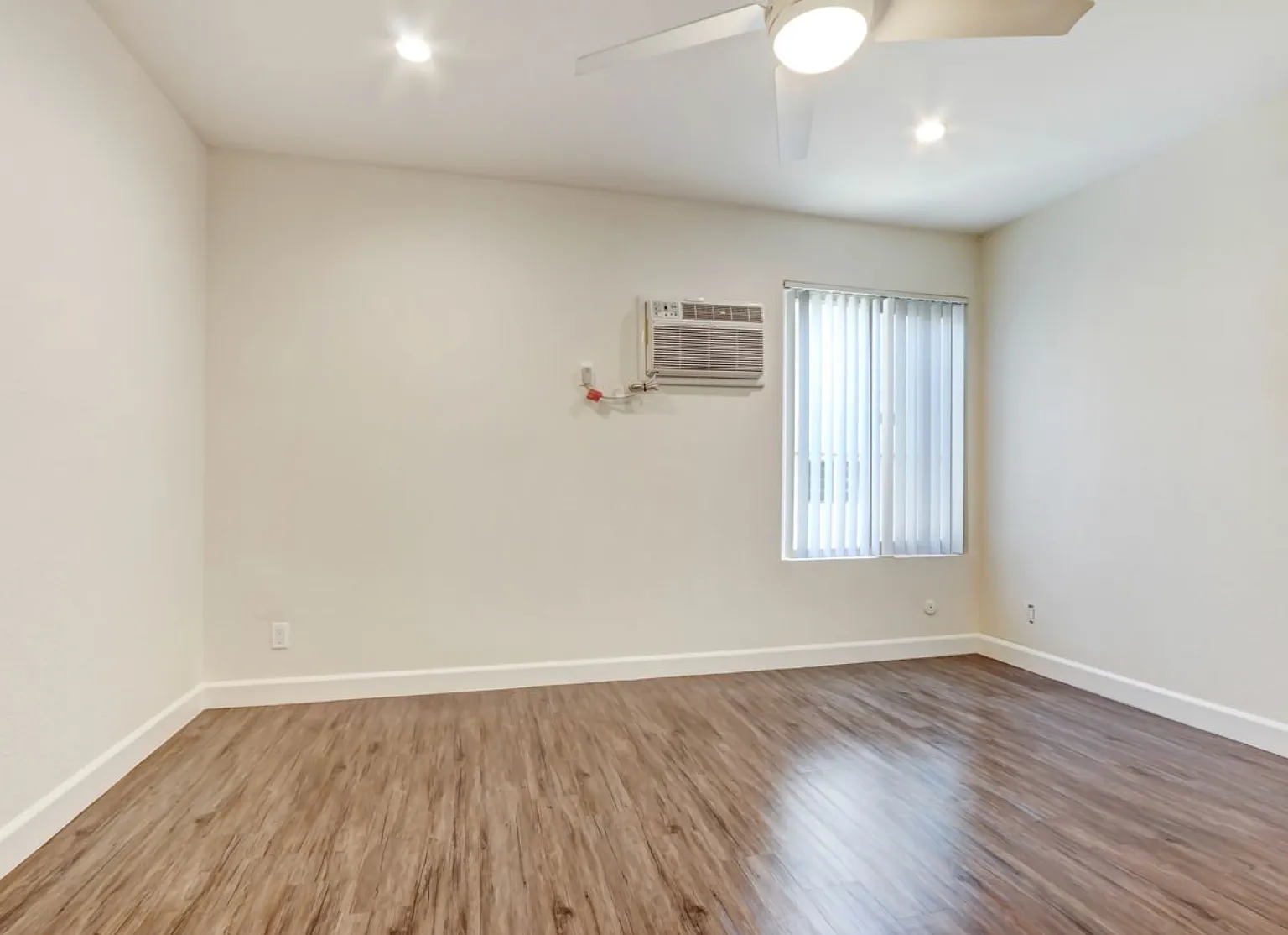 1 bed, 749 sqft, $1,695 — Photo 4