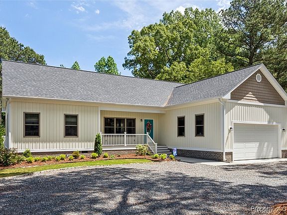 5th image of 98 Blue Heron Ln