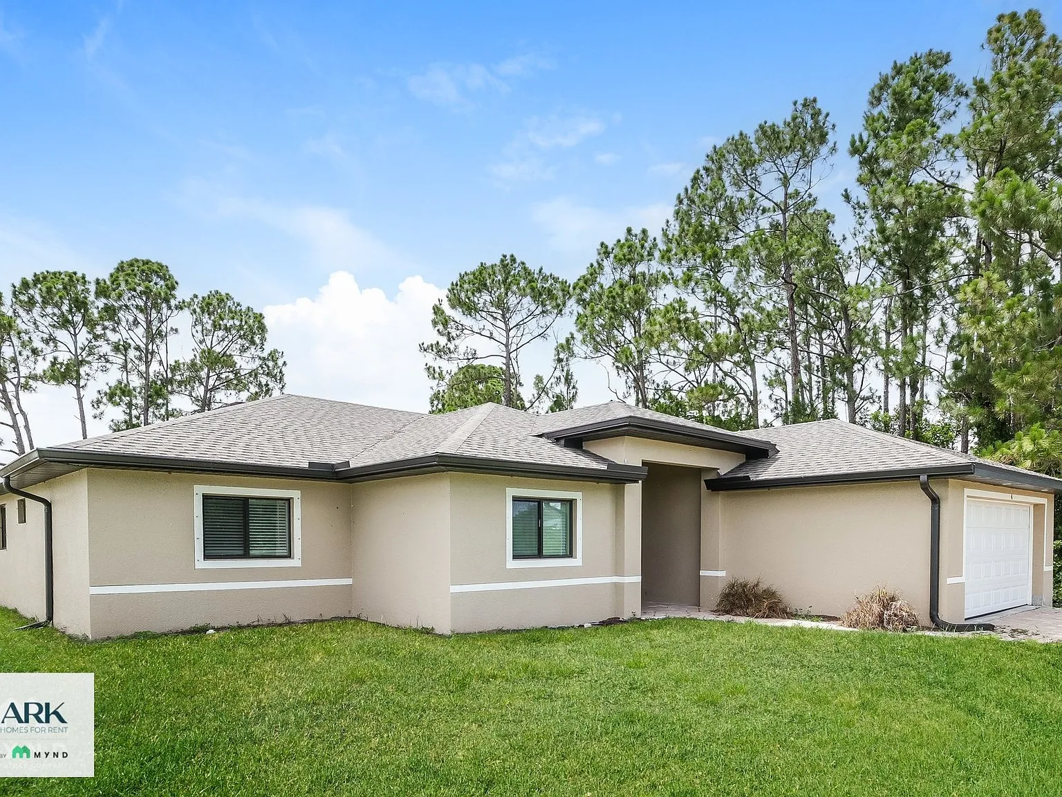 4 bed, 2.0 bath, 1843 sqft, $1,999 — Photo 3