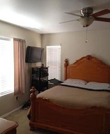 4th image of 32599 Winterberry Ln