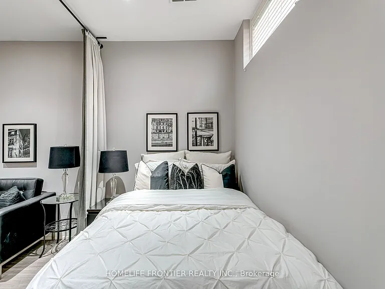 6 Dalmeny Rd #LOWER — Photo 9