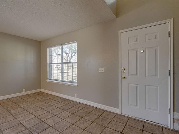 4th image of 1013 Wintercreek Dr