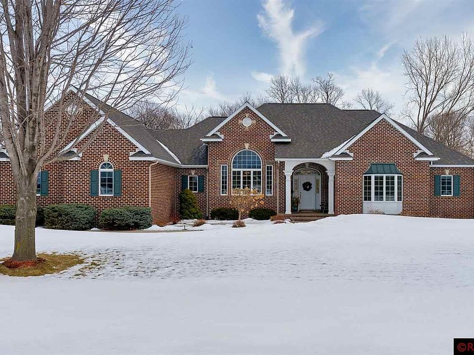 1st image of 141 Kestrel Dr
