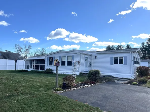 6 Johns Dr, Westfield, MA 01085