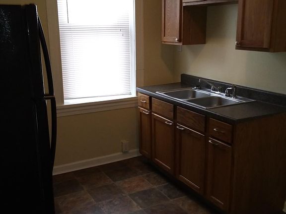 2nd image of 2649 Utah St #2