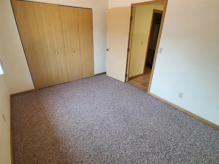 1719 La Crescent St #154 — Photo 11