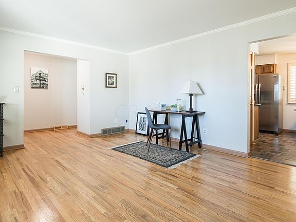 3rd image of 4437 Stinson Dr W