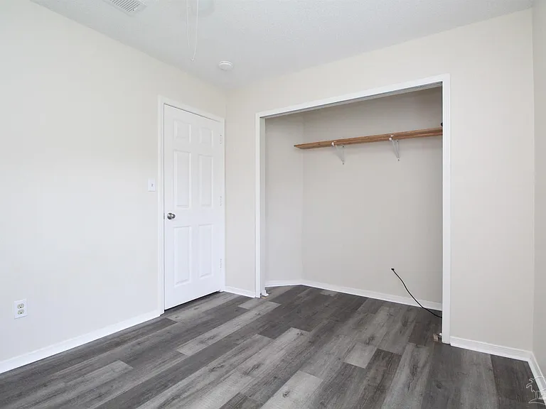 8126 Crystal Wells Pl — Photo 13