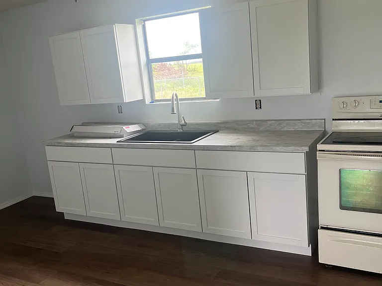 5501 Newman Rd — Photo 3