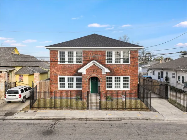 1115 Hogan St APT 1, Houston, TX 77009