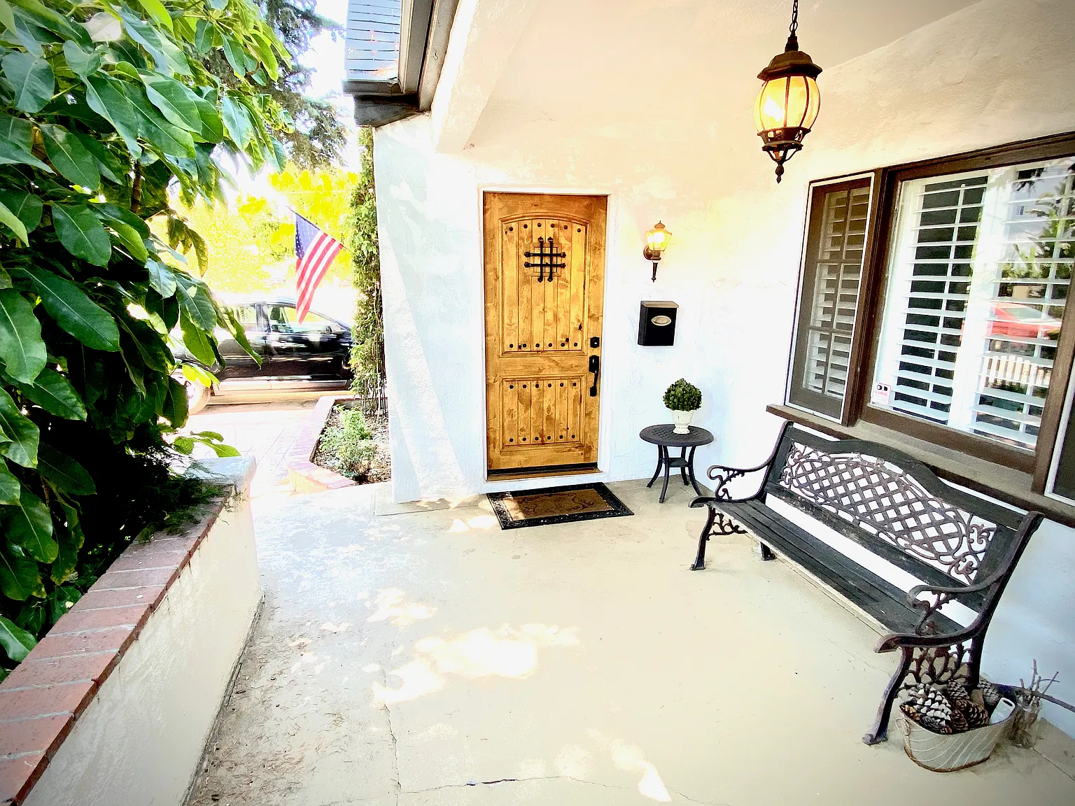 3 bed, 1285 sqft, $4,495 — Photo 2