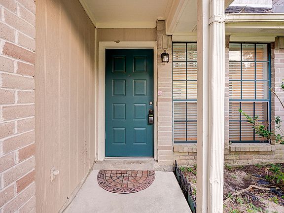 2nd image of 4719 Silver Frost Dr