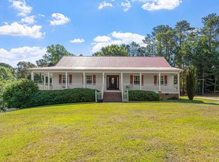 2033 Smith Rd, Smithfield, NC 27577