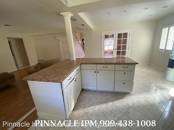 5th image of 844 Great Bend Dr