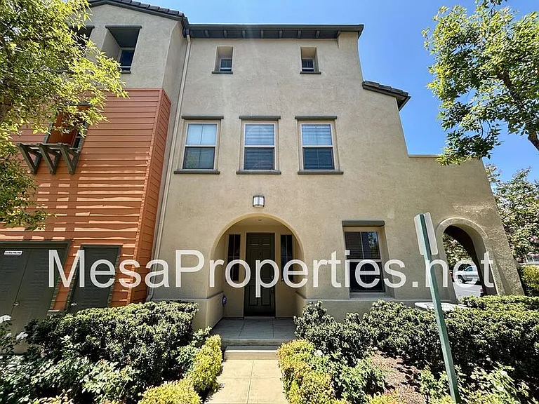 12368 Claredon Dr #6 — Photo 34