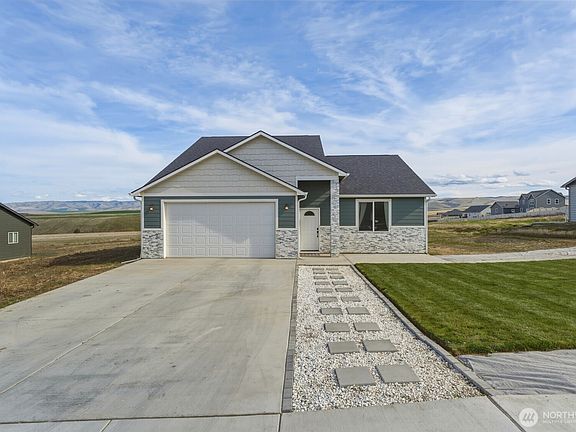 2nd image of 2208 Key Blvd