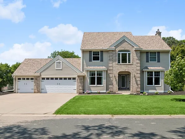 4299 Westchester Cir, Eagan, MN 55123