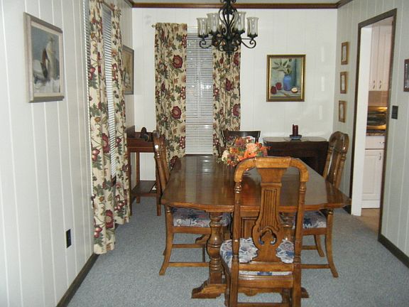 DINING RM