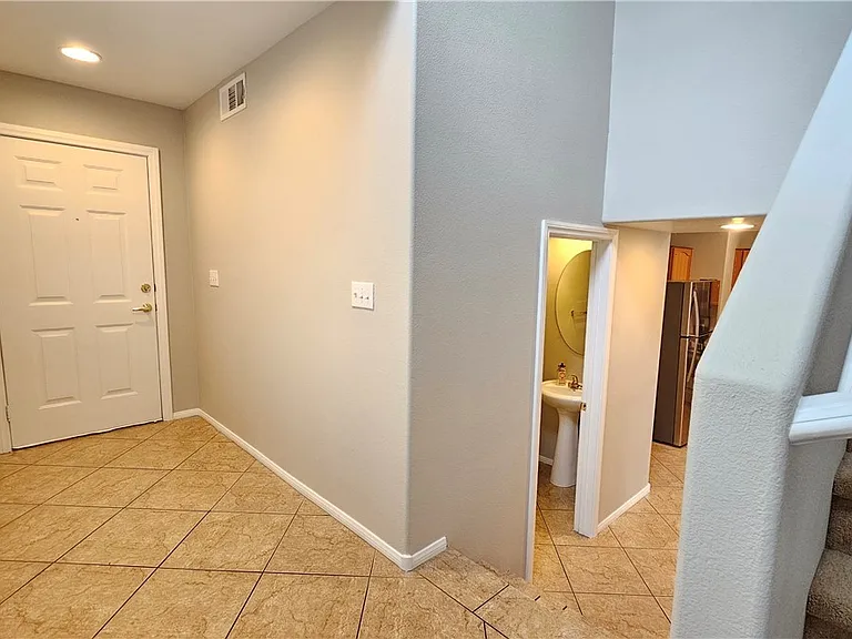 266 Echo Dell Ct — Photo 5