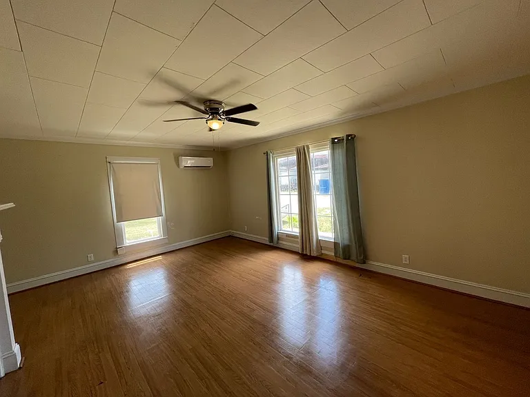 107 Abernathy St — Photo 5