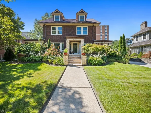 11327 Lake Ave, Cleveland, OH 44102