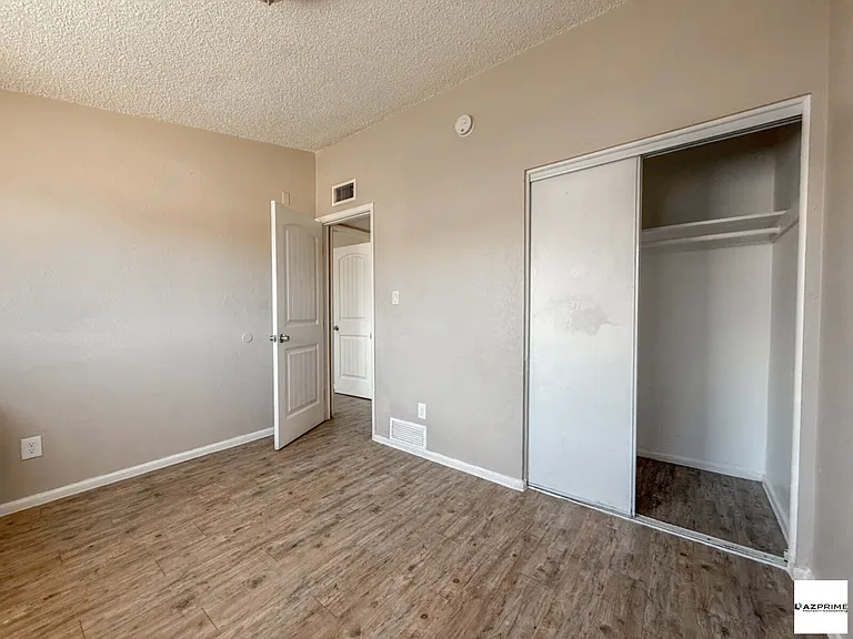 2139 W Devonshire Ave #3 — Photo 13