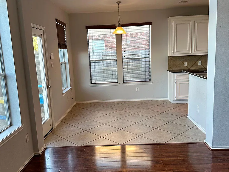 11307 Bright Canyon Ln — Photo 17