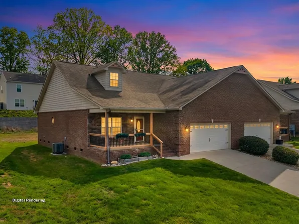 3022 Villas Creekside Dr, Dandridge, TN 37725